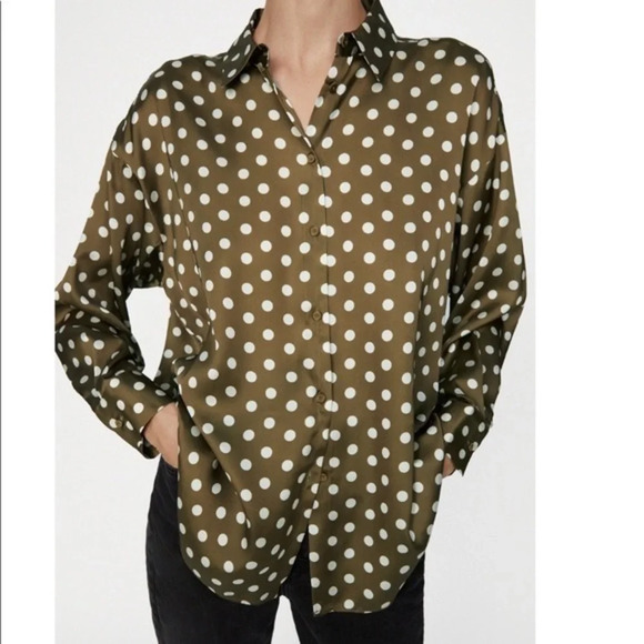 Zara satin effect green polka  dot blouse - Picture 6 of 11
